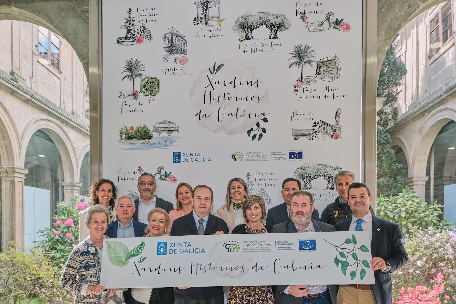 The ERHG and Xunta de Galicia have awarded the enamel plaques and diplomas to the Historic Gardens of Galicia as members of the ERHG
