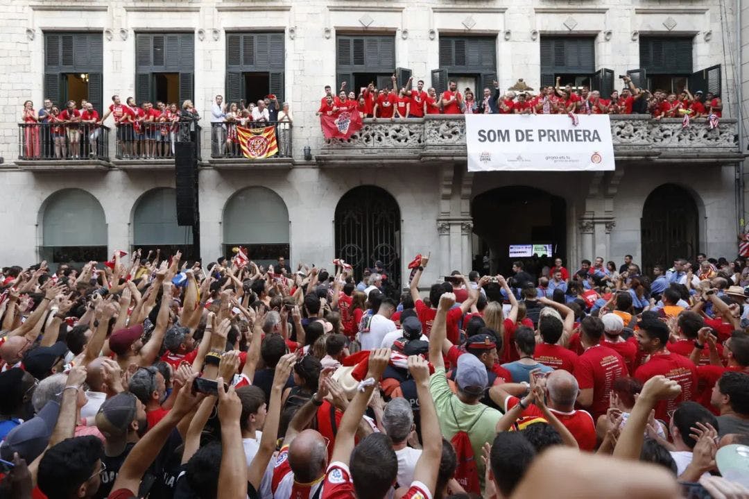 Girona goes wild! Celebrate with A DISCOUNT the sporting achievements of the city’s teams!