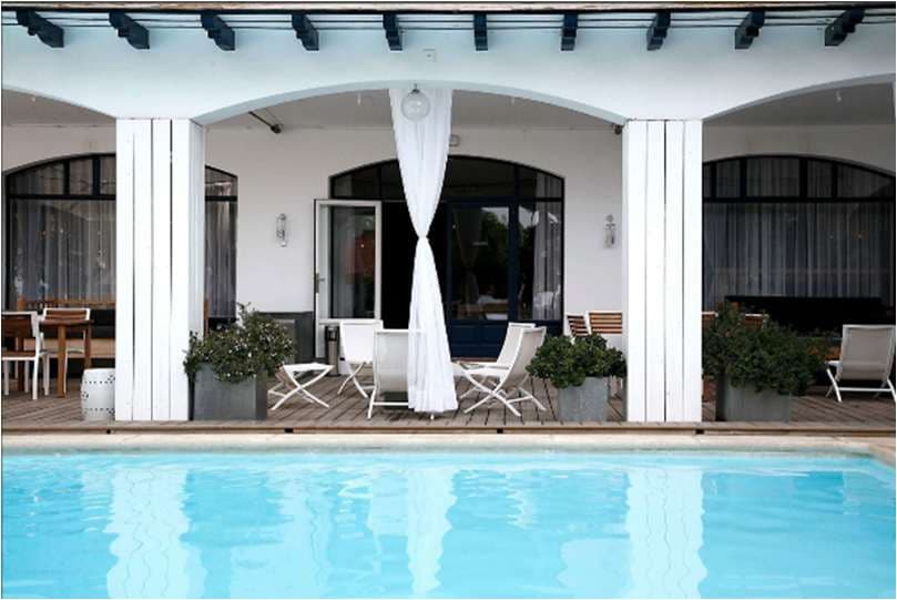 Hotel Trias
