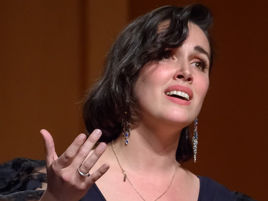 Sempre he sentit la follia de cantar. A Conxita Badia