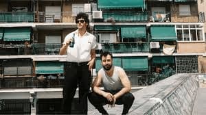 Señora Biónica X Ruido Rosa