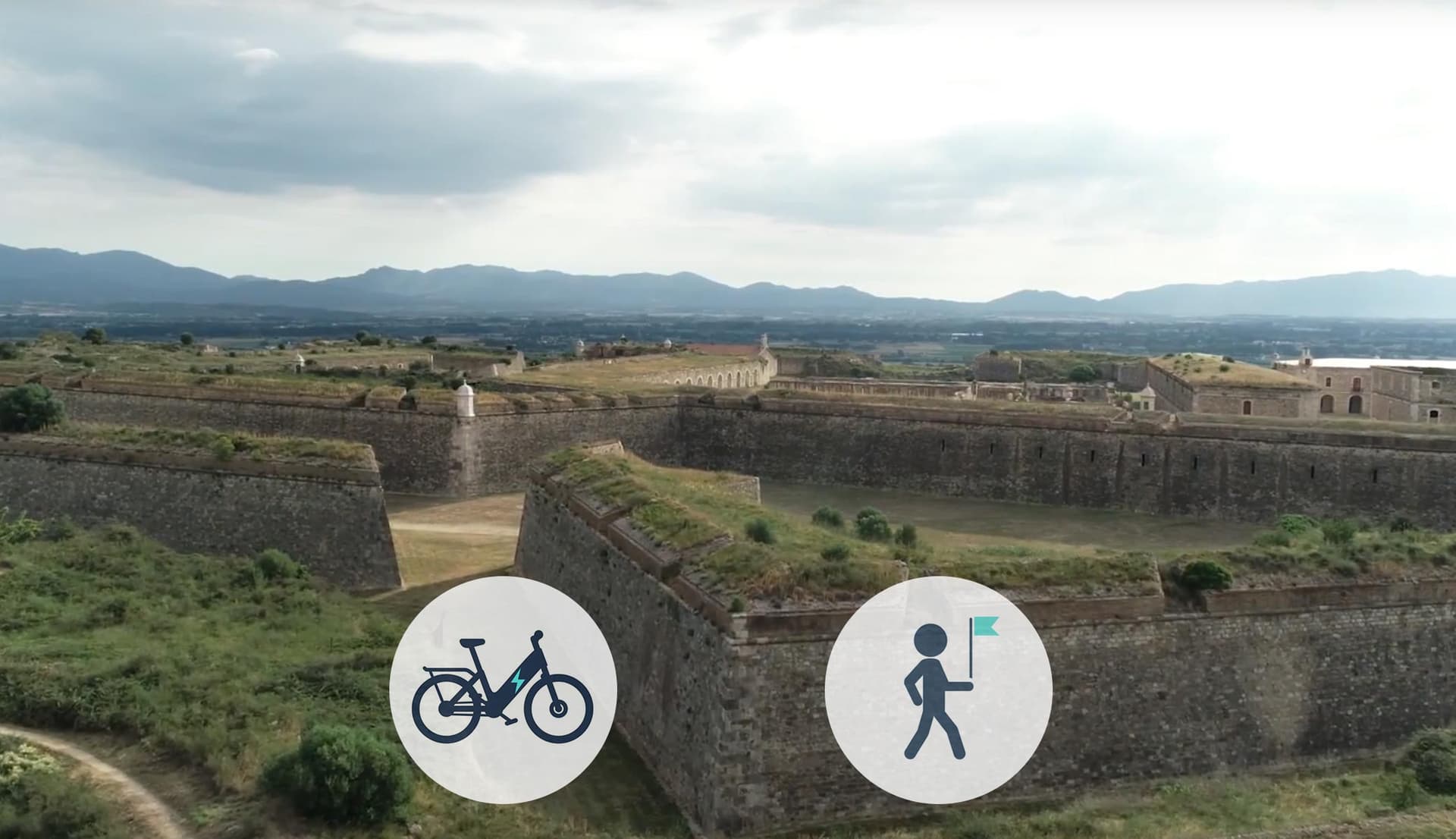 Visita guiada amb bicicleta al fossar del Castell de Sant Ferran