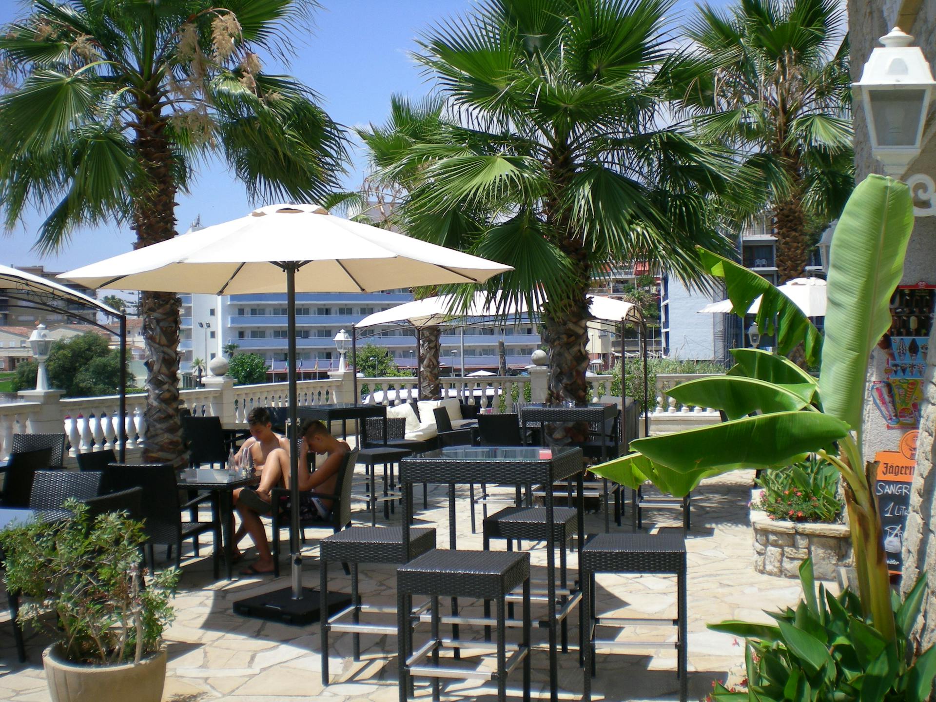 El Hotel - Hotel Bonsol