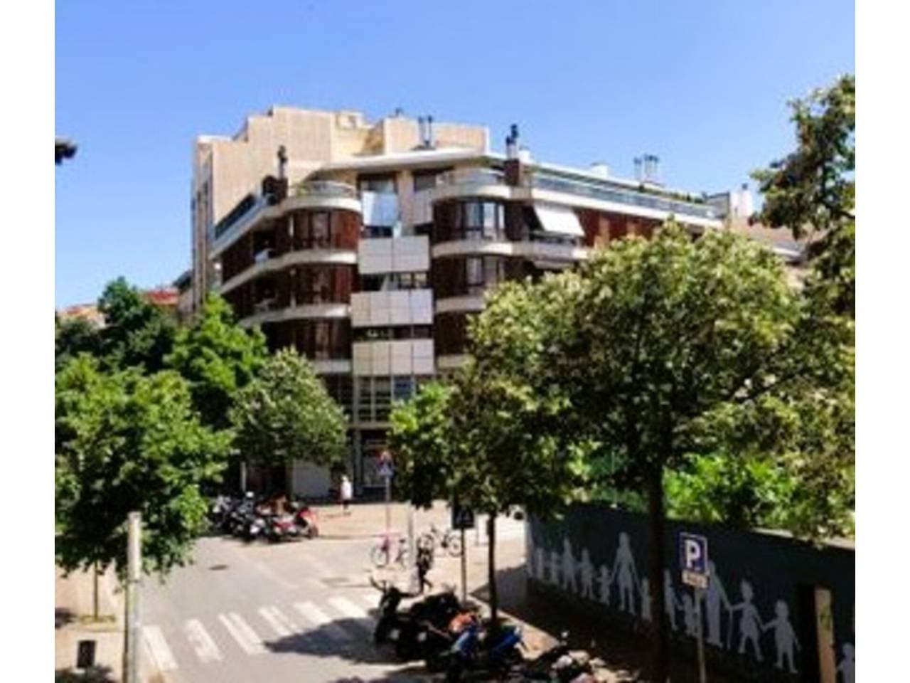 Bureau à Louer rue Juli Garreta