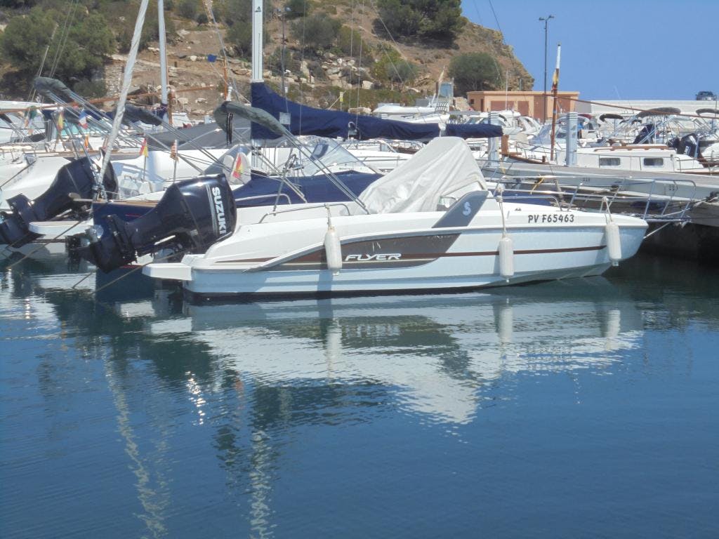 BENETEAU FLYER 6.6 SUNDECK