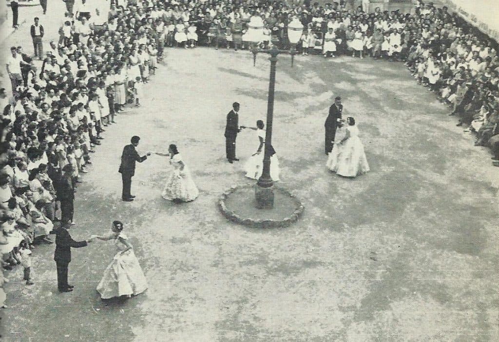 Taula rodona. Apunts sobre la cultura popular a Lloret de Mar: Ball de Plaça i Sardanisme