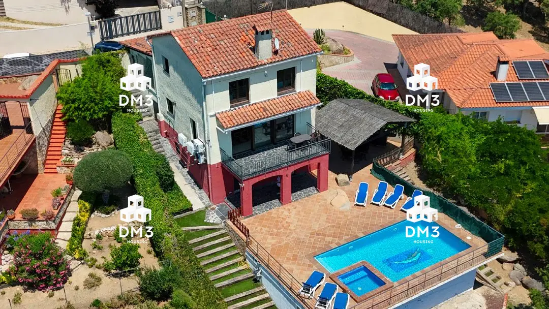 GRAN OPORTUNIDAD PARA VIVIR O INVERSION CASA EN ROCA GROSSA CON LICENCIA VACACIONAL