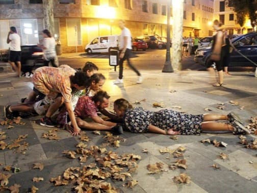 CICLE MIRADES DISSIDENTS. LLORET ESPAI OFF. COSSOS, DISSIDÈNCIES I ESPAI PÚBLIC 