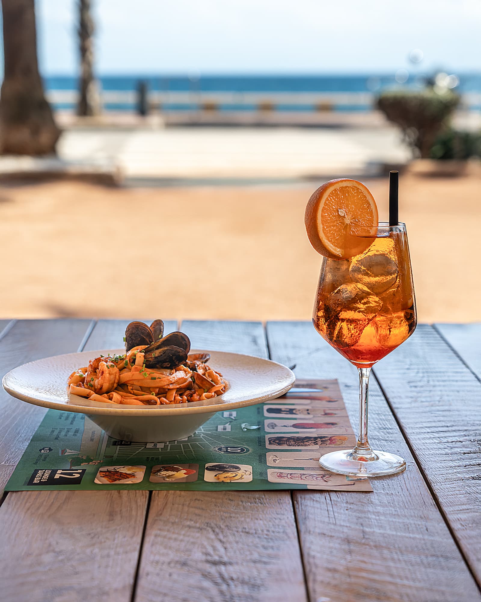 12 Lounge  & Restaurant | Lloret de Mar