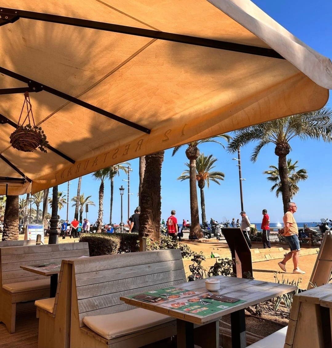 12 Lounge  & Restaurant | Lloret de Mar