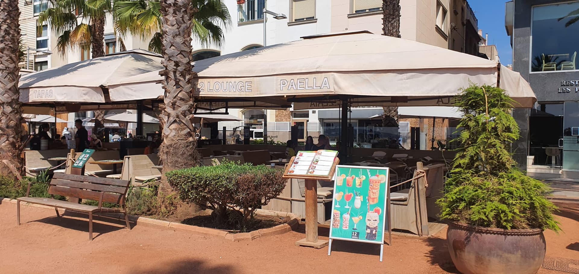 12 Lounge  & Restaurant | Lloret de Mar