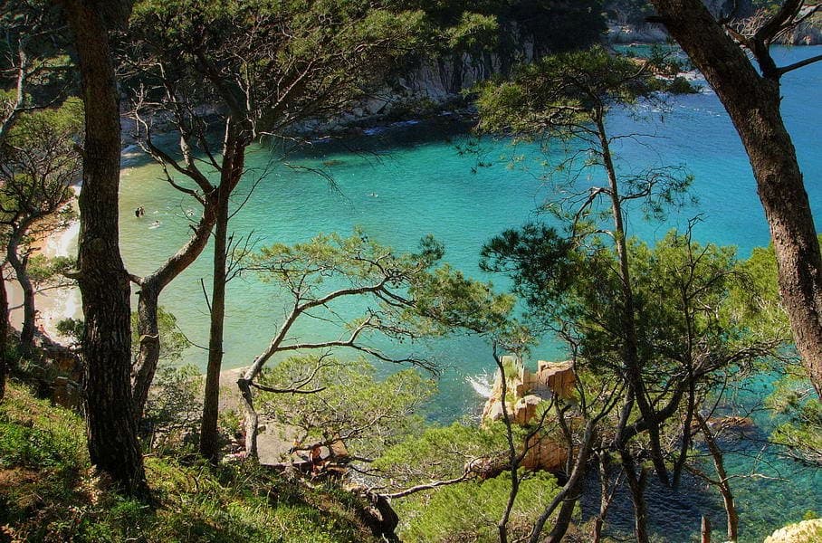 Costa Brava y Pueblos Medievales 