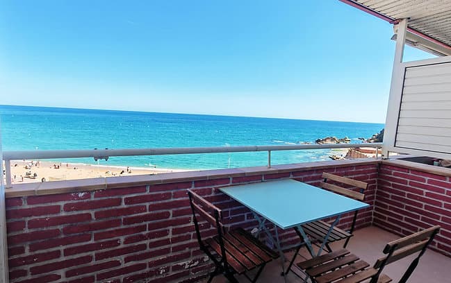 4G - Apartamento en el centro de Lloret con vista a mar