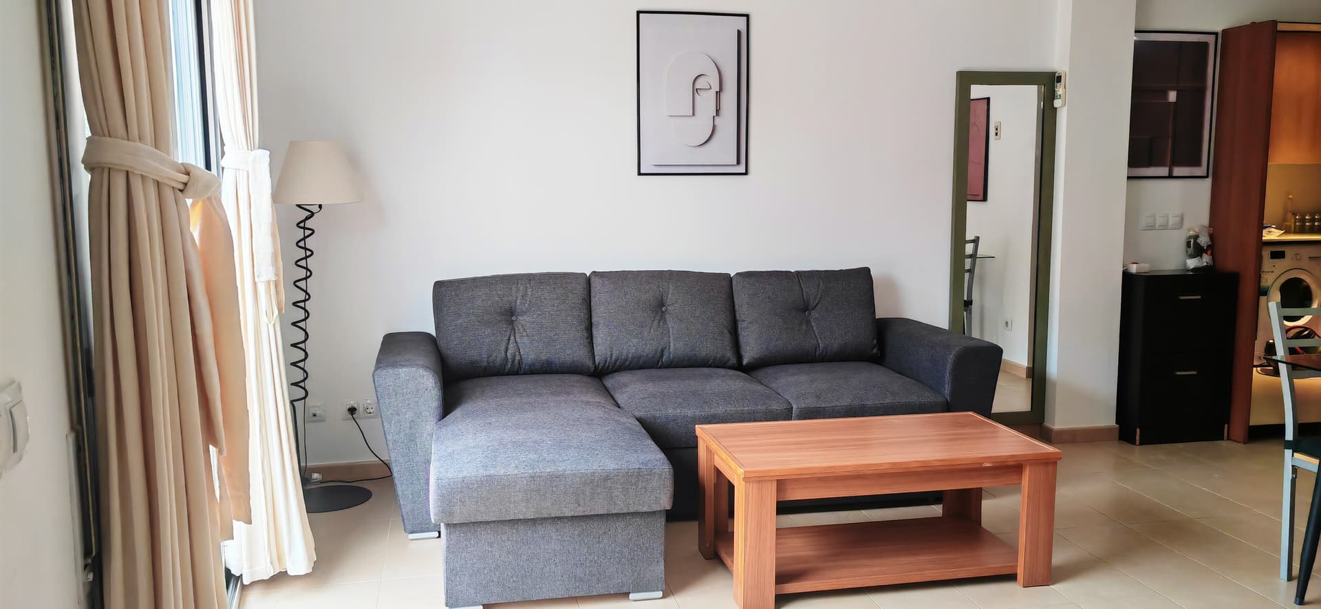 FORT - Apartment with side sea views, 150m from the beach