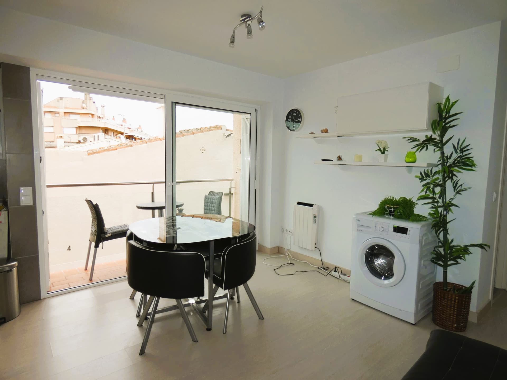 APARTAMENTO A 2 MINUTOS DE LA PLAYA