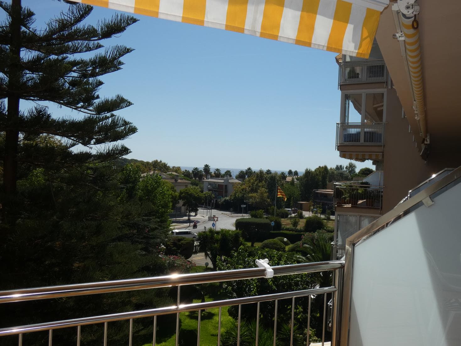 APARTAMENT A S'AGARÓ A 5 MINUTS A PEU DE LA PLATJA DE SANT POL