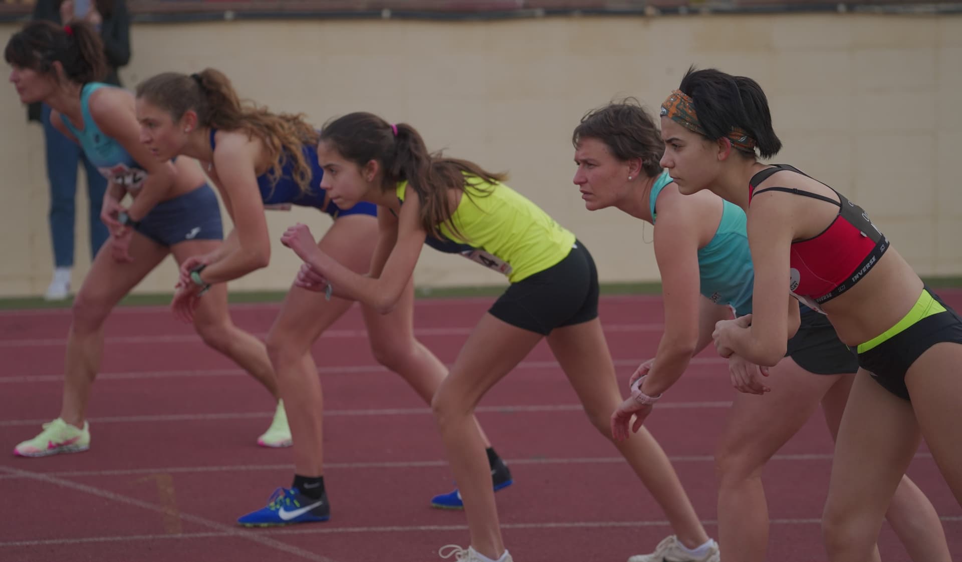 Img - Más de 600 atletas, en el meeting federado de La Sansi en Lloret, con atletas internacionales, récords de España y participantes mediáticos