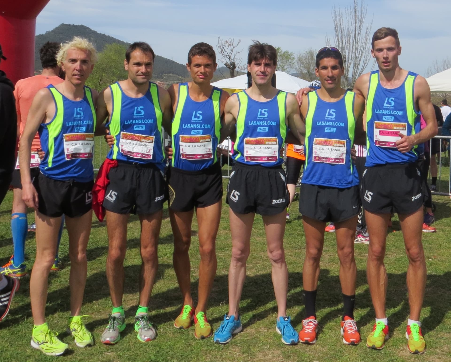 Img - La Sansi gana por equipos maratón por relevos de Sant Joan Despí