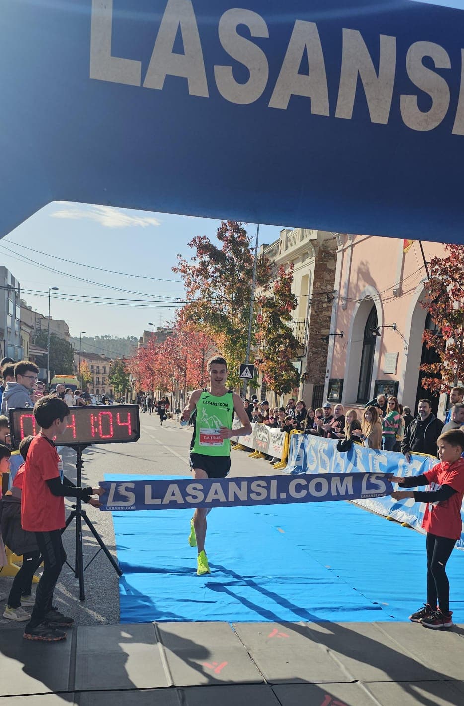 Img - Dmitrijs Serjogins y Rebeca Suárez de La Sansi ganan la 38ª Subida y bajada en Guanta (Sentmenat) de 12 km