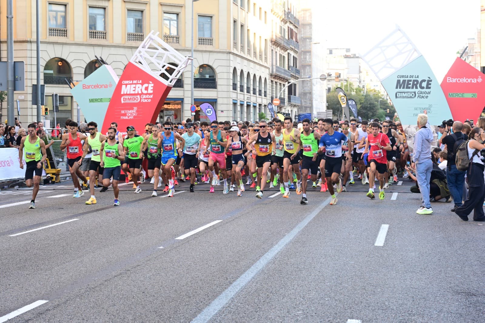 La 48a Cursa de la Mercè Bimbo Global Race 2026 bat rècords de participació i de la prova femenina