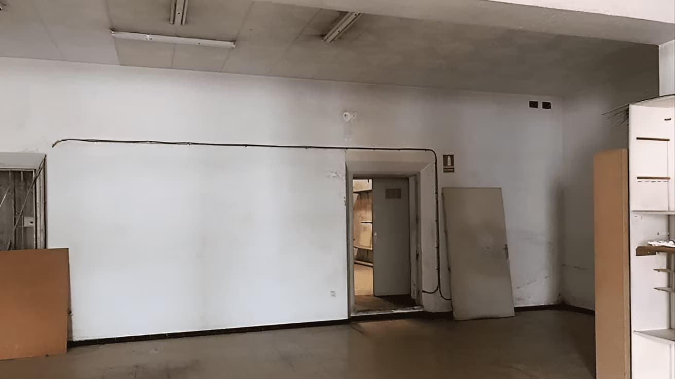 Terreny Residencial Exclusiu en Venda al Carrer Dames Calvet, Poble Nou-Olivar Gran, Figueres - Image 3 - view mobile | terreny-residencial-figueres--5-.jpg