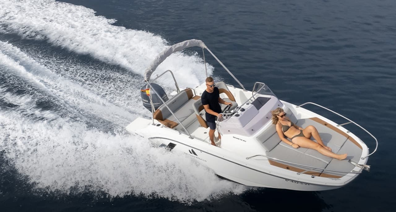 Img of BENETEAU FLYER 6 SPACEDECK «EAGLE»