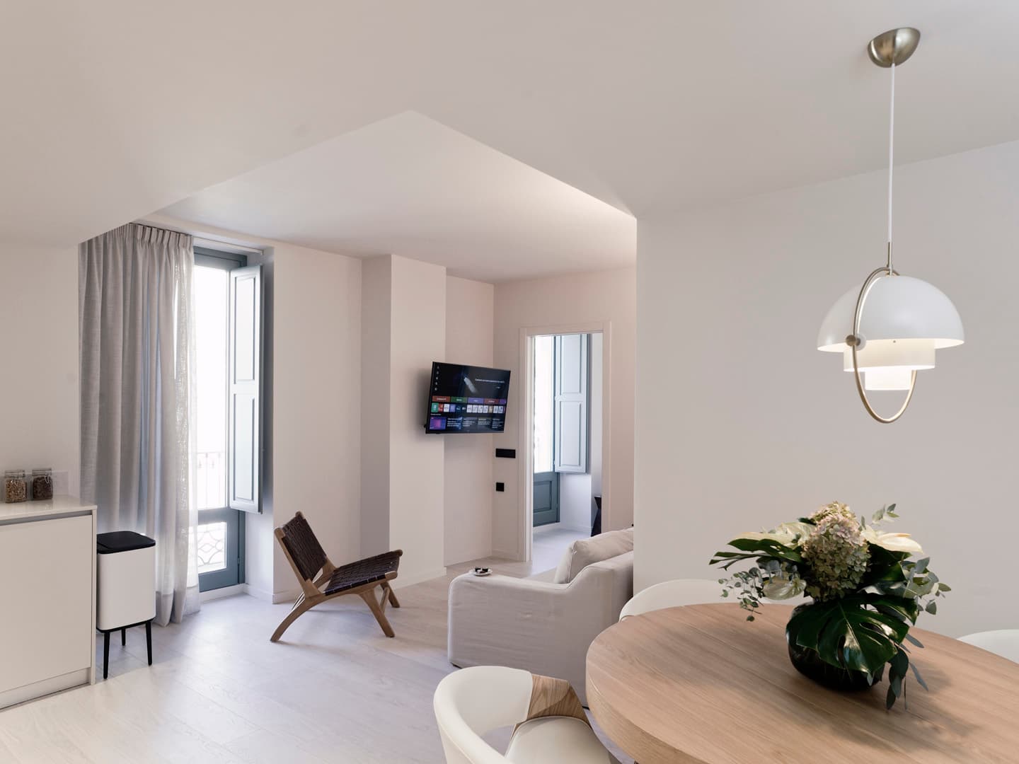 1.3-menjador-casa-bellaire.jpg