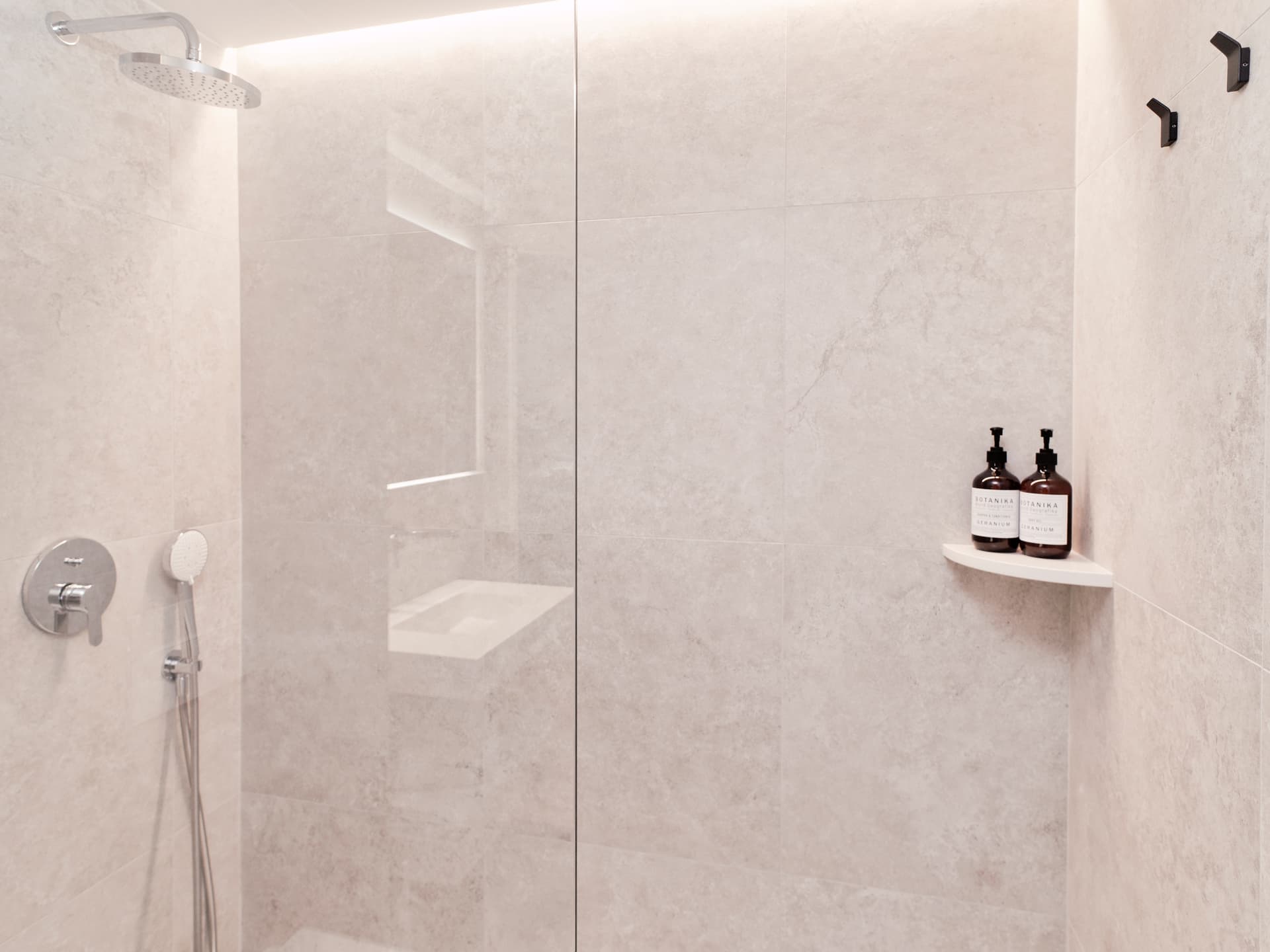 1.4-bany-dutxa-casa-bellaire.JPG
