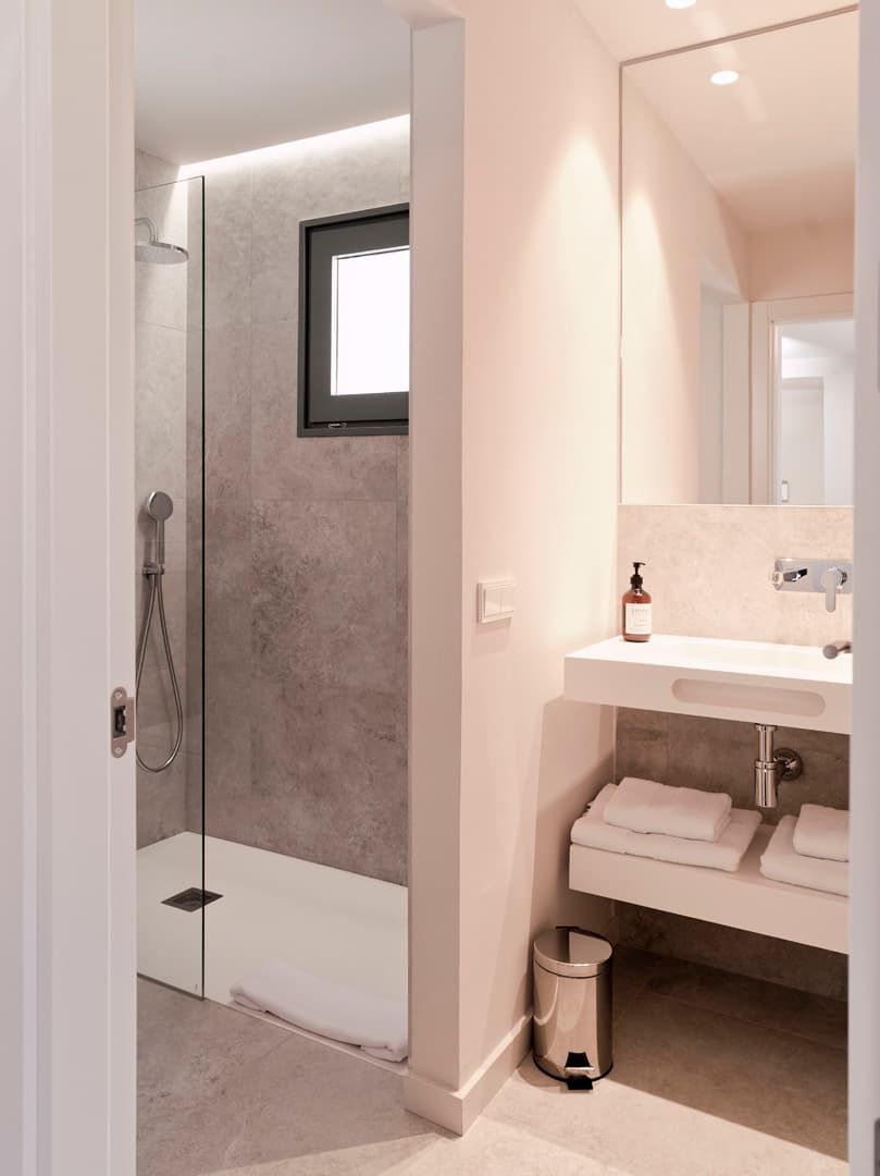 3.2-bany-casa-bellaire.jpg