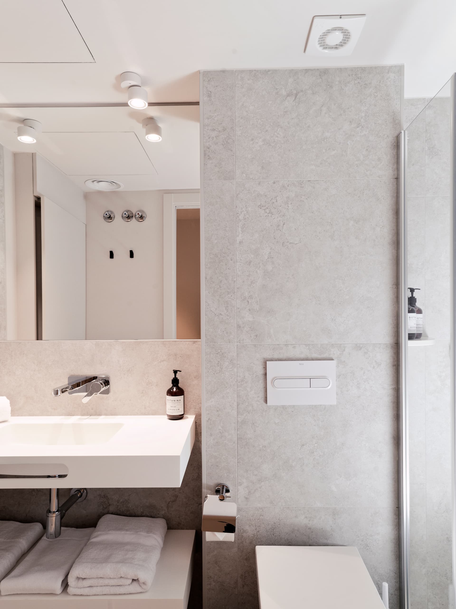 3.3-bany-casa-bellaire.JPG