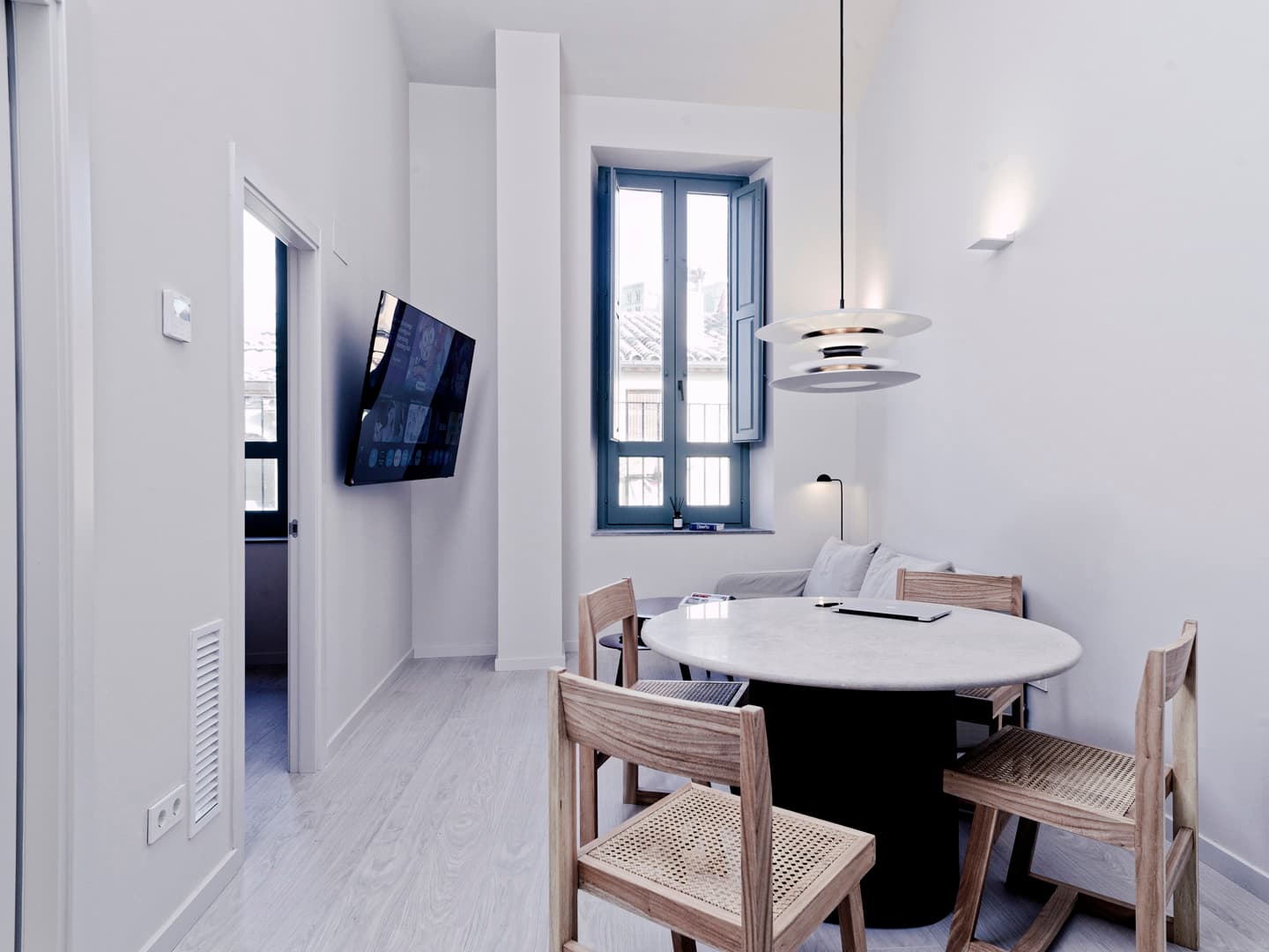 3.5-menjador-estar-casa-bellaire.jpg